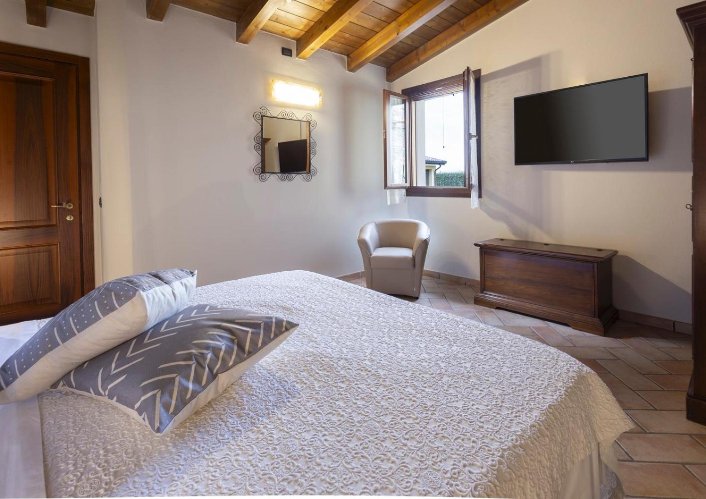 Agriturismo Il Brugnolo Scandiano Bagian luar foto