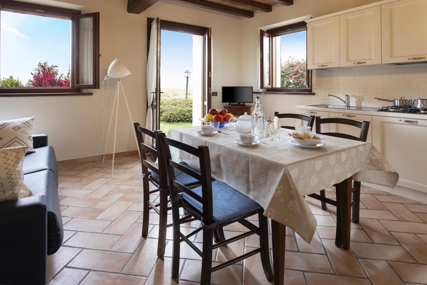 Agriturismo Il Brugnolo Scandiano Bagian luar foto