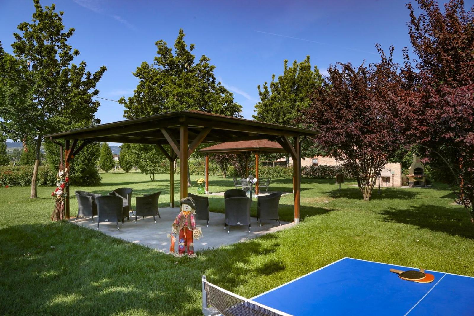 Agriturismo Il Brugnolo Scandiano Bagian luar foto