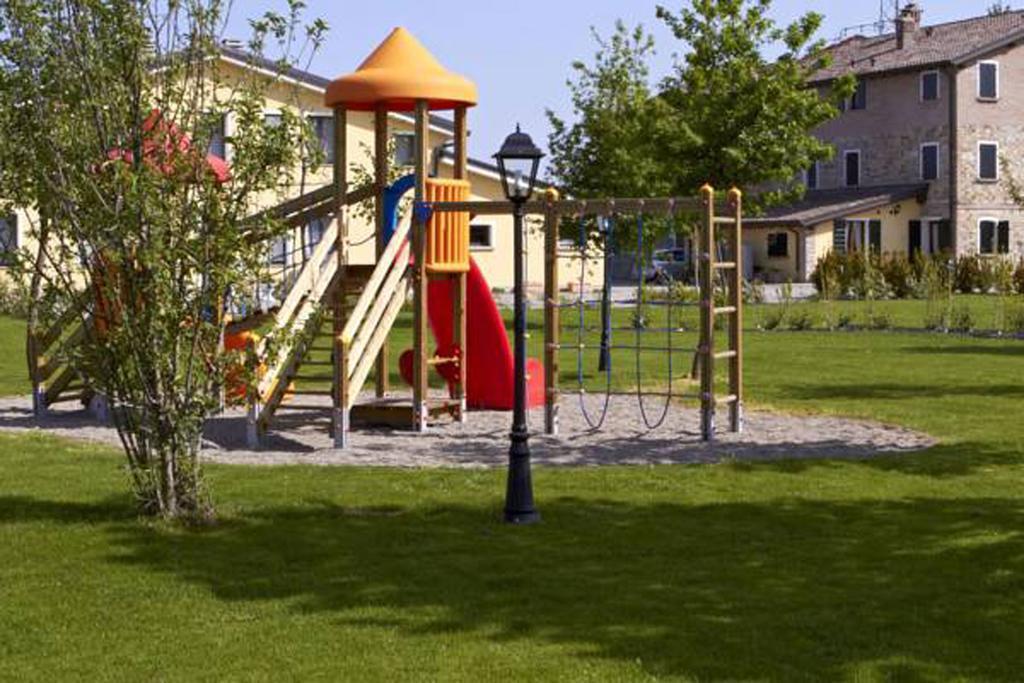 Agriturismo Il Brugnolo Scandiano Bagian luar foto