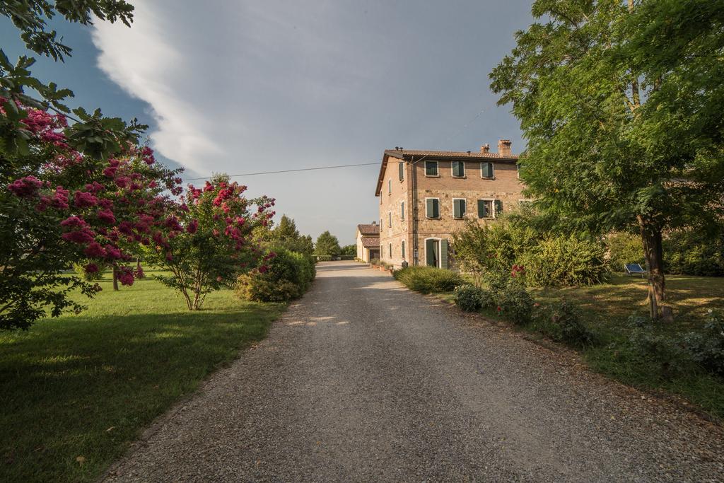 Agriturismo Il Brugnolo Scandiano Bagian luar foto