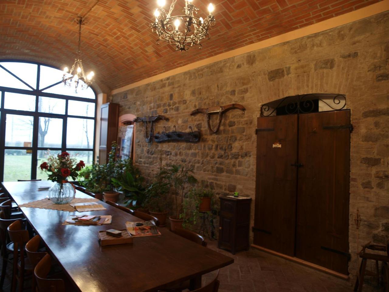 Agriturismo Il Brugnolo Scandiano Bagian luar foto